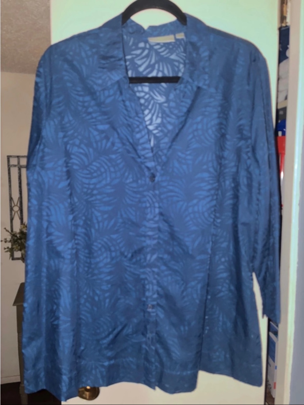 Studio Works Blue Patterned Button-Front Blouse - Picture 2 of 4